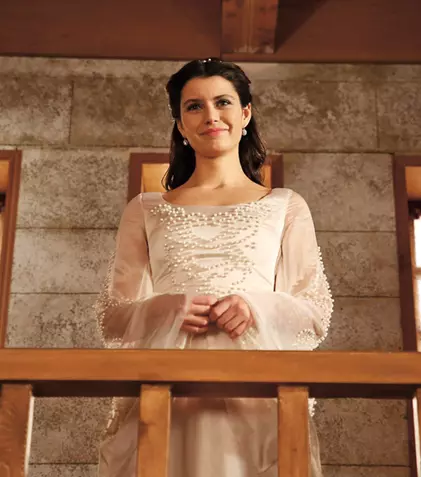 Serialul „Kösem” se termină azi. Citeşte aici, integral, interviul exclusiv cu Beren Saat!