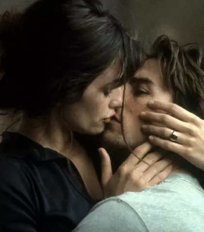 Filme la TV azi, 29 aprilie: „Vanilla Sky”, „Frăţia hoţilor”, „JFK”, „Rețeaua Jane”, „Resident Evil: Răsplata”