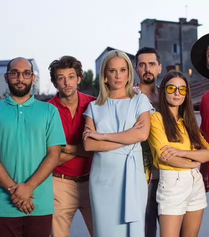 Serialul „Triplusec”, produs de Pro Tv, debutează astăzi pe micile ecrane