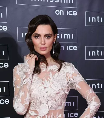 Catrinel Menghia a născut! Vedeta a postat prima poză cu bebelușul: „Bine ai venit pe lume”