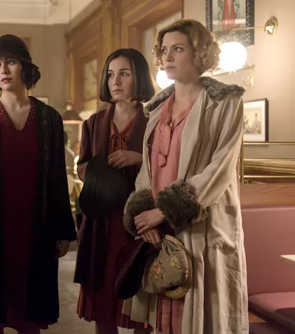 Iubiri din alte vremuri: 5 seriale spaniole romantice de la Netflix