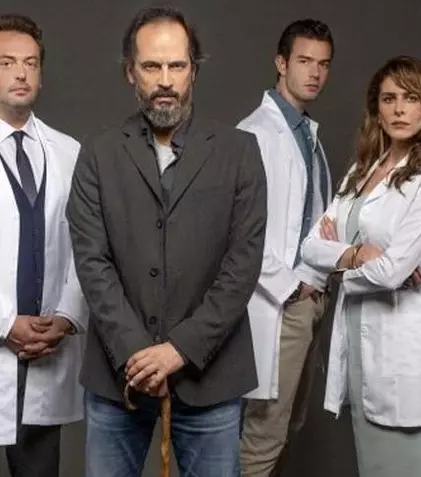 Serialul „Pe mâini bune” (Hekimoğlu) începe la Kanal D. Tot ce trebuie să știi despre varianta turcească a lui „Dr. House”