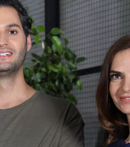 Alina Vîlcu, Omid Ghannadi și Ștefan Dobre participă la Festivalul Brazilor de Crăciun și licitează un brad al speranței pentru 7 copii defavorizați