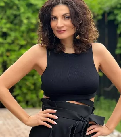 Ioana Ginghină, silueta subțire cu pepene se menține