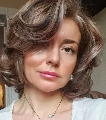 Alexandra Velniciuc a trecut prin momente grele în timpul unui spectacol, după ce a leșinat pe scenă. „Aveam niște dureri infernale”