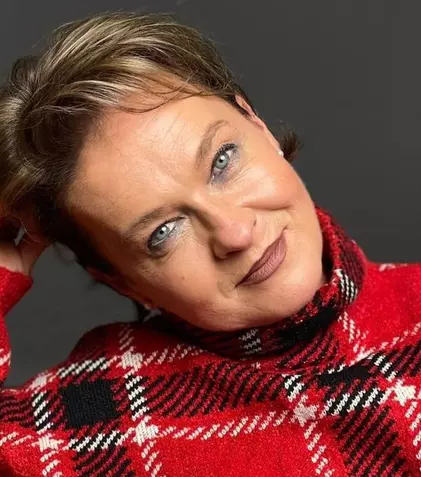 Mona Nicolici s-a căsătorit în secret. Cine este Cezar Munteanu, noul soț al fostei vedete TV