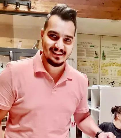 Bursucu, întâlnire surpriză pe holurile televiziunii unde lucrează. „I-am auzit vocea, evident că i-am recunoscut-o!”