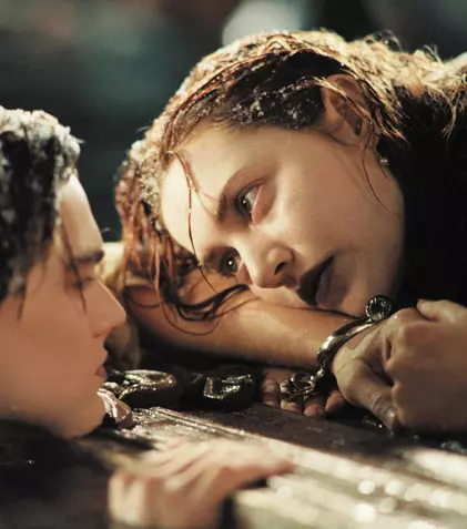 Singurul mod în care Jack ar fi putut supraviețui în „Titanic”. Testele științifice făcute de regizorul James Cameron