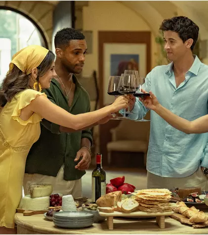 10 comedii bune pe Netflix în 2026, perfecte pentru o seară fără stres