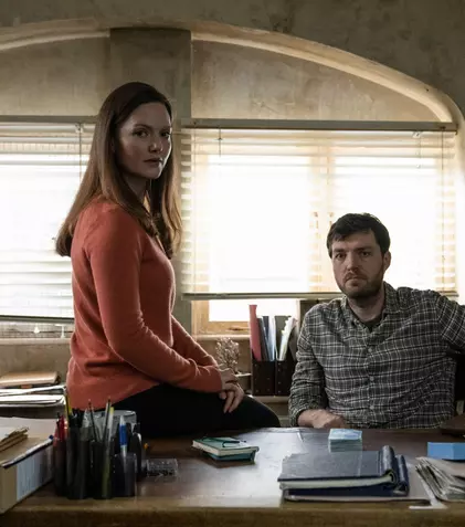 S-a lansat o nouă carte din seria „Cormoran Strike”. Ce se știe despre ea și despre viitorul sezon al adaptării de la HBO