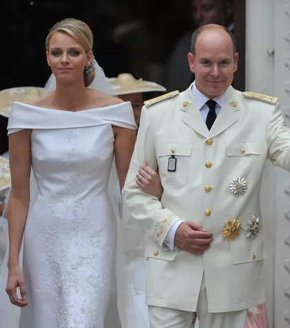 14 ani de căsătorie și toți atâția de controverse. Mariajul prințului Albert și al lui Charlene, pe muchie de cuțit