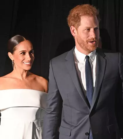 Ce face Meghan Markle în timp ce Prințul Harry călătorește în Japonia. Cum a fost surprinsă ducesa