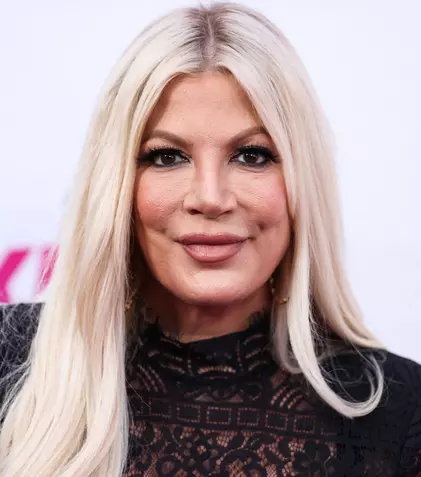Tori Spelling și-a uimit fanii. Motivul pentru care actrița refuză să bea apă