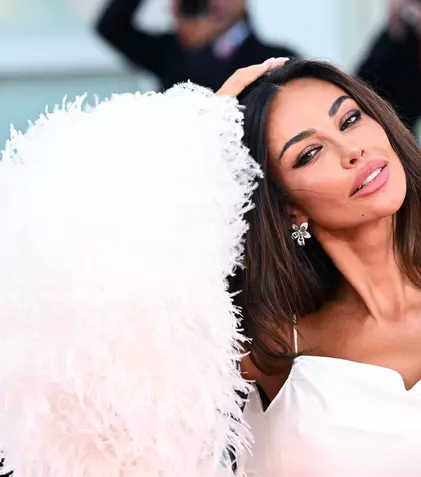 Mădălina Ghenea, apariție incendiară în costum de baie. „Îmi e dor de vară”
