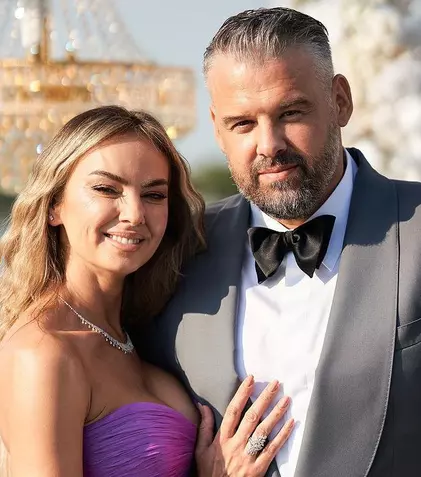 Cum arată viața Roxanei Ionescu, la 13 ani de când a renunțat la televiziune. S-a mutat în Timișoara și a devenit partenera de afaceri a soțului