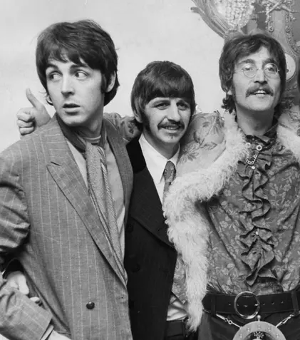 Sam Mendes va regiza patru filme despre membrii trupei Beatles. Primele detalii despre noile proiecte