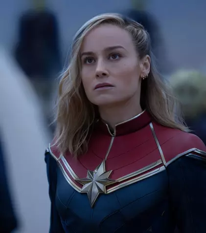„The Marvels” este acum disponibil pe Disney Plus. Noi imagini din filmul cu Brie Larson
