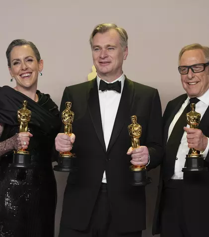 „Oppenheimer” a câștigat Oscarul pentru cel mai bun film. Filmul lui Christopher Nolan a fost marele câștigător la gala Oscar din 2024