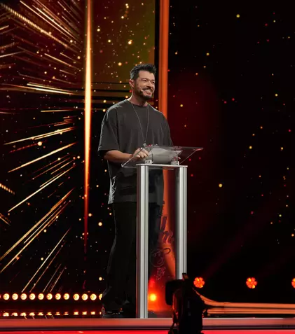 Victor Slav, apariție spectaculoasă la „iUmor 2024”, sezonul 16. Reacția juraților: „Să vadă cum arată un bărbat frumos!”