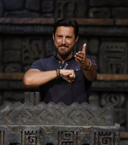 Concurenții de la Survivor All Stars fac nominalizări. Un membru al tribului este eliminat