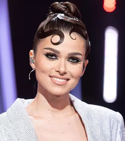 Theo Rose, schimbare de look. Fanii s-au întrecut în complimente când au văzut-o: „Ce frumusețe de femeie!