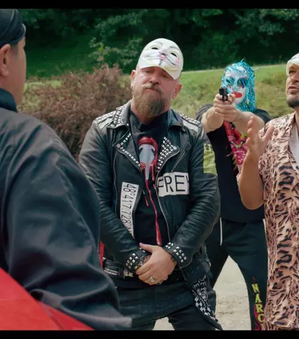 Puya și Cabron, colaborare de excepție pentru „Transilvanian Ninja”. Când va fi filmul disponibil în cinematografe