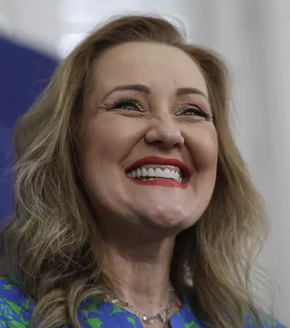 Ce avere are Elena Lasconi, candidată la președinția României. Datoriile ei sunt considerabile