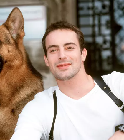 Cum arată azi Gedeon Burkhard, actorul cunoscut datorită rolului din serialul Comisarul Rex: Aventuri la Viena de pe TVR 2