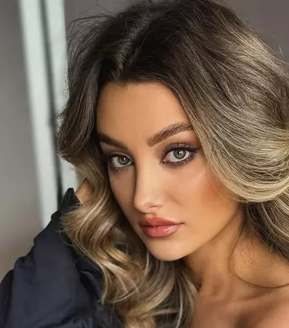 Daria Crișan, videoclip nou alături de fratele ei. Iubita lui Darisian Luncanu din „Iubire cu parfum de lavandă” apare în ipostaze senzuale