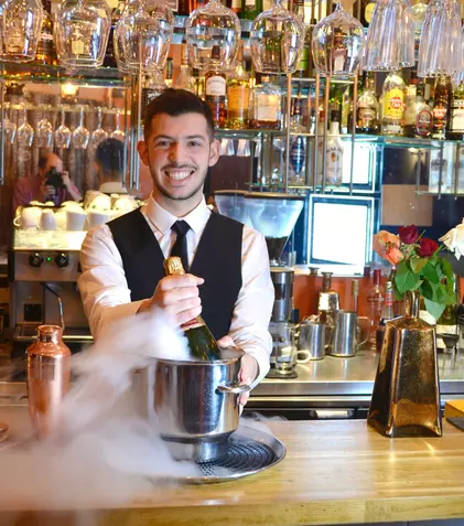 1.800 de locuri de muncă disponibile pentru cei care vor să lucreze în afara țării. Care sunt cele mai căutate meserii