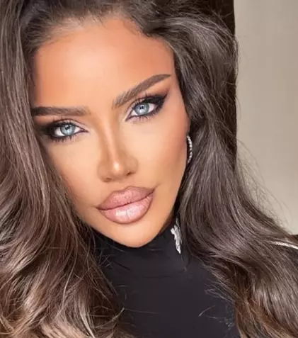 Bianca Drăgușanu, reacție dură după un moment tensionat la biserică. De ce a fost criticată. „Nimic nu o să mă oprească”