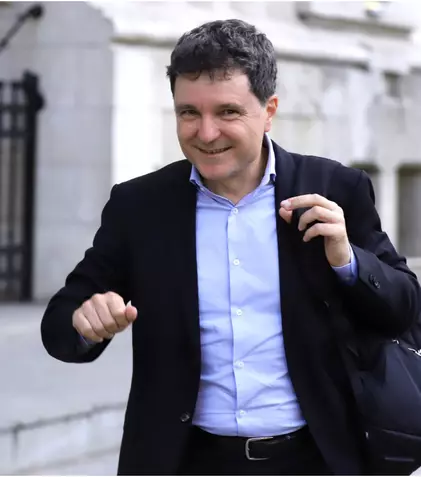 Nicușor Dan a pus capăt speculațiilor. Motivul pentru care are un carnețel la toate aparițiile publice