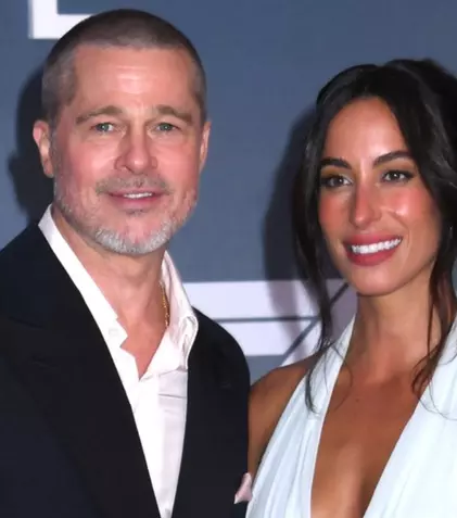 Toate detaliile despre relația dintre Brad Pitt și Ines de Ramon. Ce diferență de vârstă există între ei