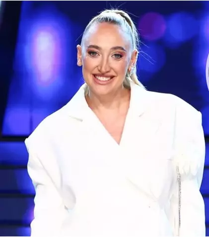 Ilona Brezoianu, prima poză cu burtica de gravidă! Destinația de vacanță unde se relaxează vedeta de la „Neatza”