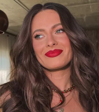 Raluka, vacanță de lux în Kefalonia. Costumul de baie roz cu care artista a făcut furori pe Instagram: „Ca o sirenă!”