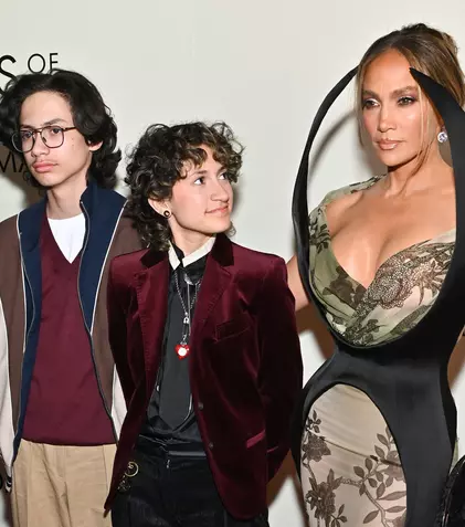 Gemenii lui Jennifer Lopez și ai lui Marc Anthony au ajuns la majorat! Cum arată acum Emme și Max, la 18 ani. Imagini rare din copilăria lor