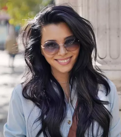 Cum arată sora Corinei Caragea, jurnalista de la Pro TV. „Alt chip, altă privire, altă energie. Timpul nu te schimbă dintr-odată…o face subtil”