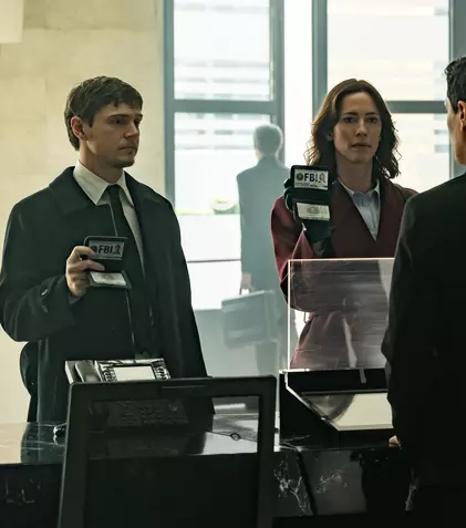 Evan Peters, prins într-un thriller despre perfecțiunea care ucide: „The Beauty” – noul serial Ryan Murphy, din 22 ianuarie pe Disney+