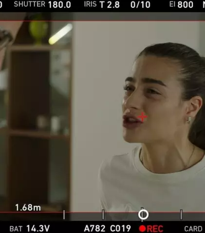 Ana Bodea, imagini inedite de pe platourile serialului Ana, mi-ai fost scrisă în ADN: „M-a enervat Andrei Aradits de mi s-a umflat o venă”