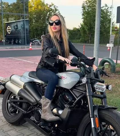 Ani Crețu, transformare radicală după „Vacanța Mare”! Ce funcție importantă ocupă acum „Urinela” și cum arată la 47 de ani