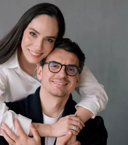 Alexandru Ion și Evelyne Vîlcu, în centrul atenției la Elle Awards. Au demonstrat că eleganța nu are nevoie de artificii