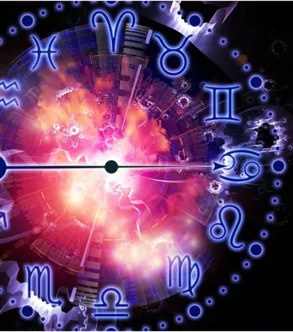 Peștii au o lună martie fabuloasă! Ce zodie primește o ofertă de muncă neașteptată departe de casă