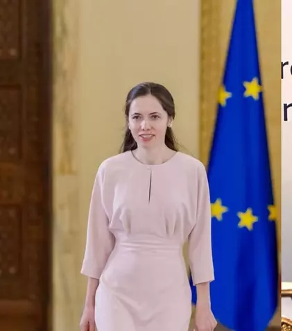 Câți bani a scos din buzunar Mirabela Grădinaru pentru rochia semnată de Andreea Raicu. Prima Doamnă, apariție rafinată la un eveniment