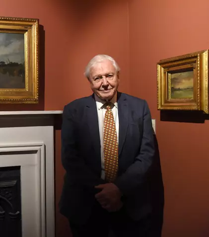 Un veac în slujba planetei: Cum a schimbat David Attenborough fața televiziunii și de ce îi datorăm mingile galbene de tenis