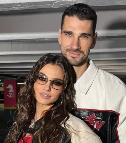 Anghel Damian și Theo Rose, „pagubă” totală în sufragerie! Ce obiect scump a distrus micuțul Sasha cu bețele de tobe