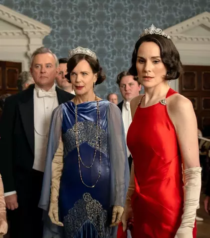 Premierele săptămânii 25 – 31 mai 2026 pe platformele de streaming! De la „Downton Abbey” și mega-proiectul Marvel „Spider-Noir” la documentarul „Rafa”