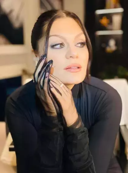 jessie-j-a-facut-avort-spontan-5