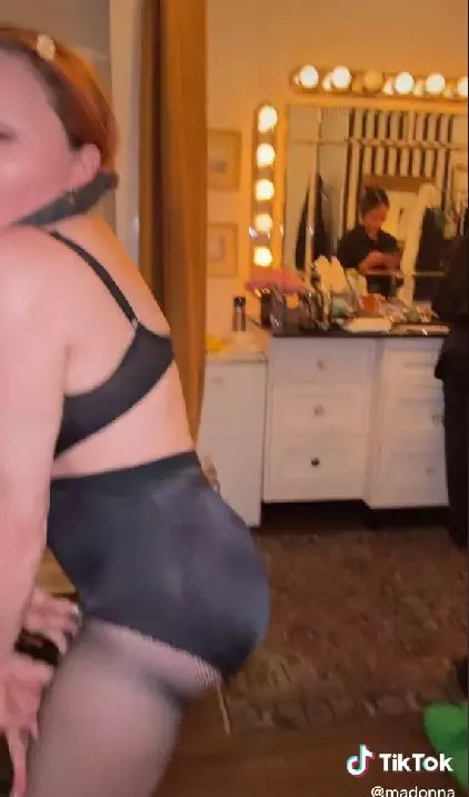 madonna-a-facut-twerk-in-lenjerie-intima-pe-tiktok-3