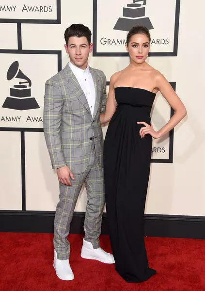 Nick Jonas si Olivia Culpo