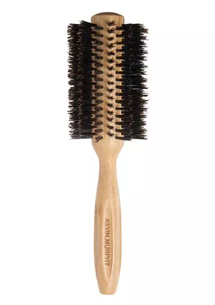 Perie rotundă din bambus, Kevin Murphy, 280 lei, disponibilă toplineshop.ro